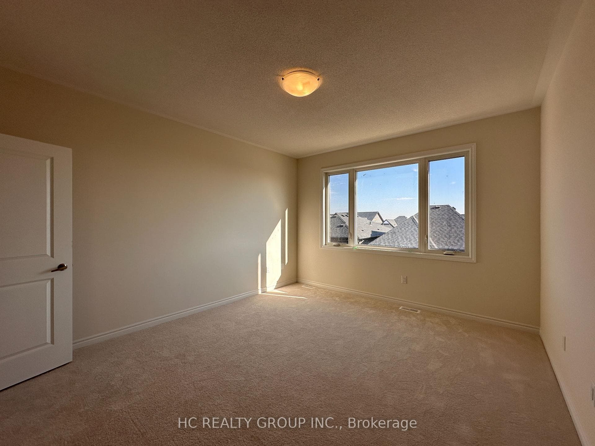 2925 NAKINA Street photo 11