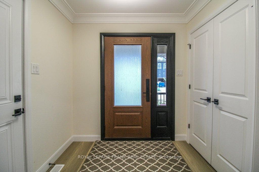 316 Mullighan Gardens photo 3