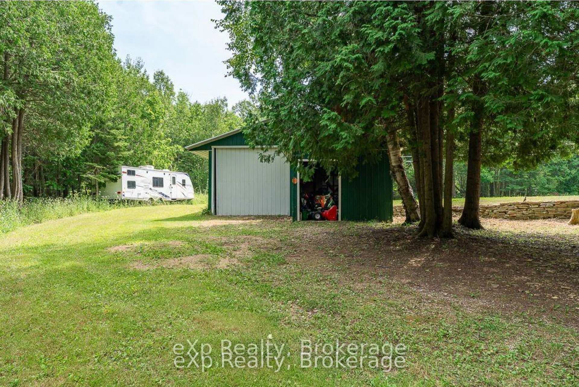 502354 Grey Road 1 Road photo 4