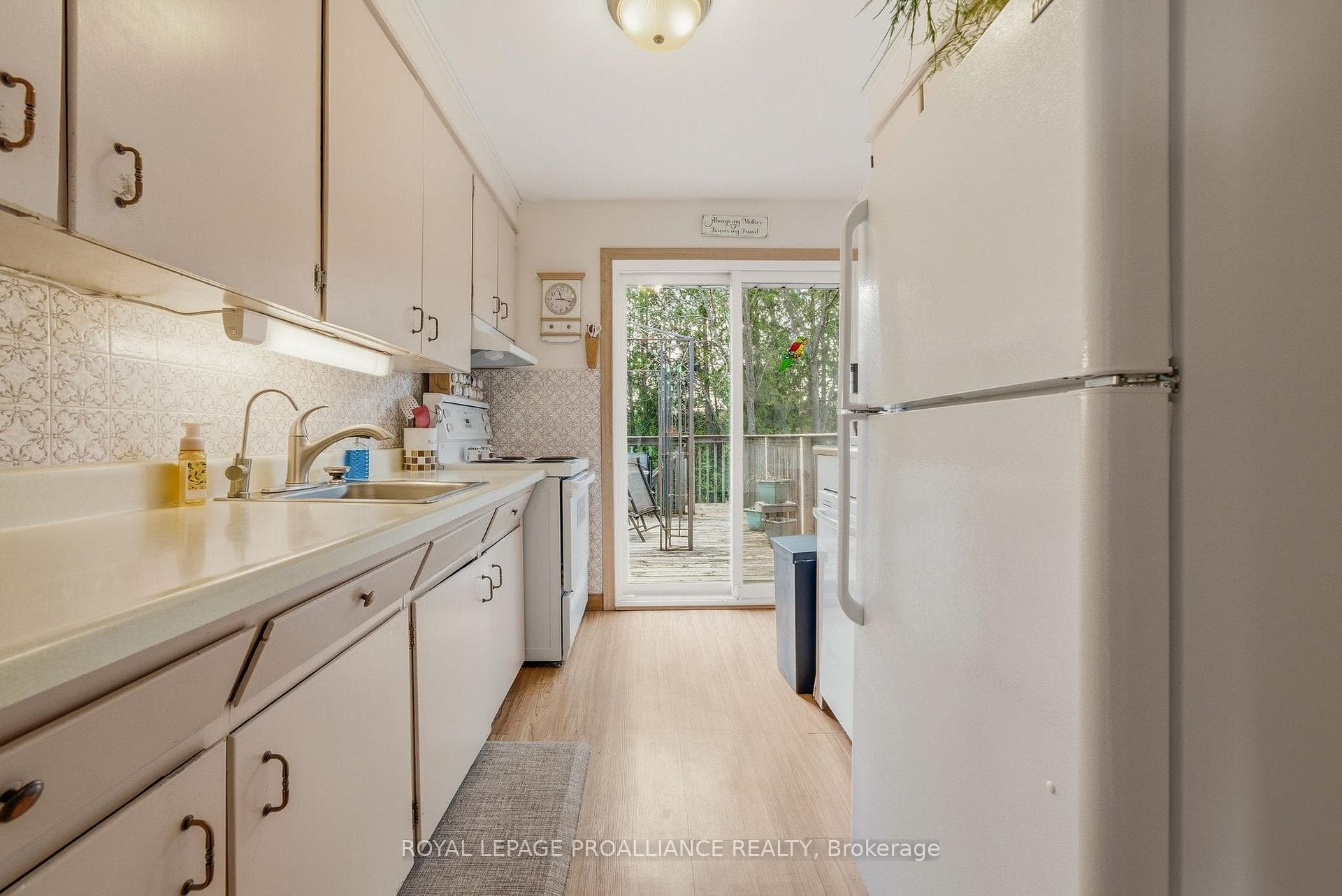131 Lock Road photo 12