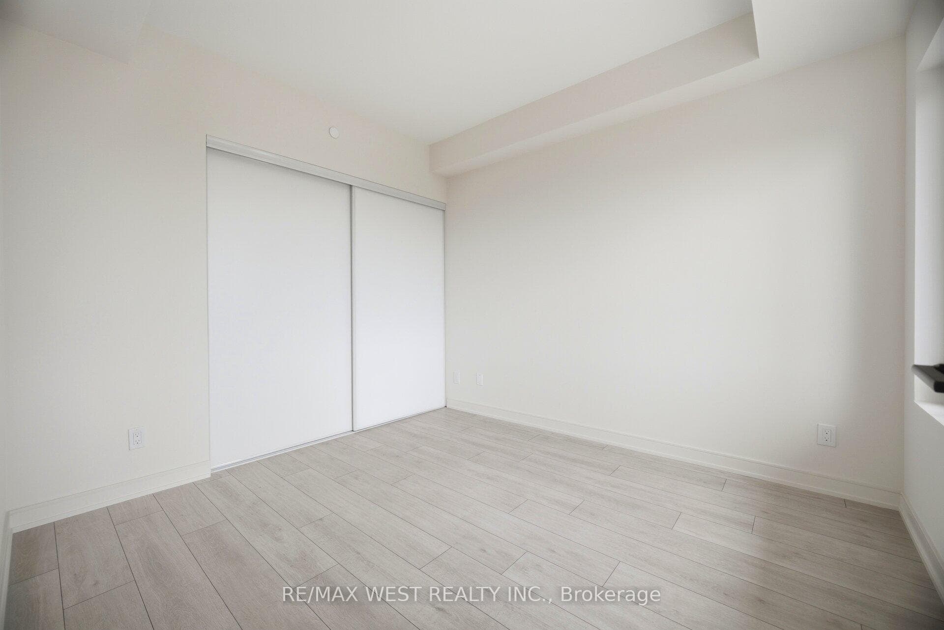 8020 Derry Road N/A Unit 1306 photo 24