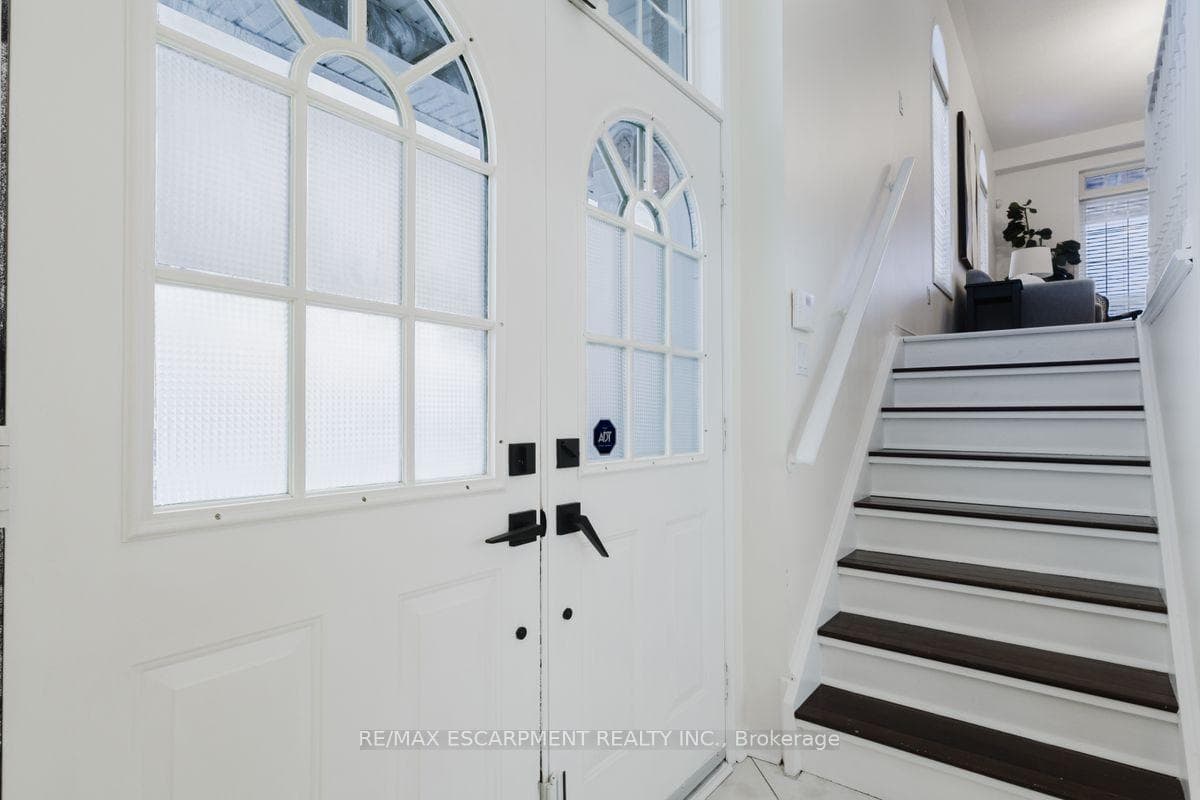 6538 Opera Glass Crescent photo 6