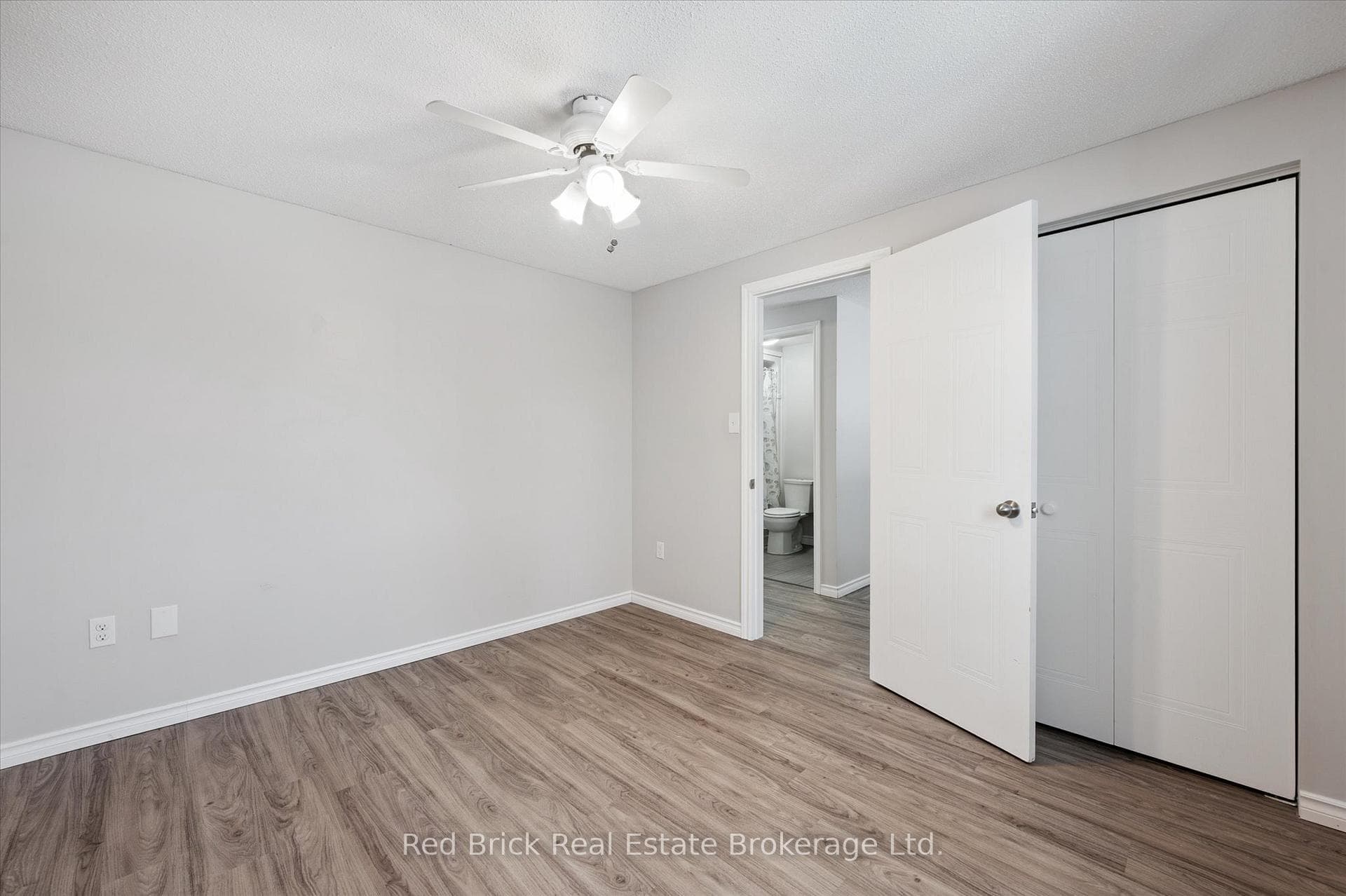 180 Marksam Road Unit 41 photo 25