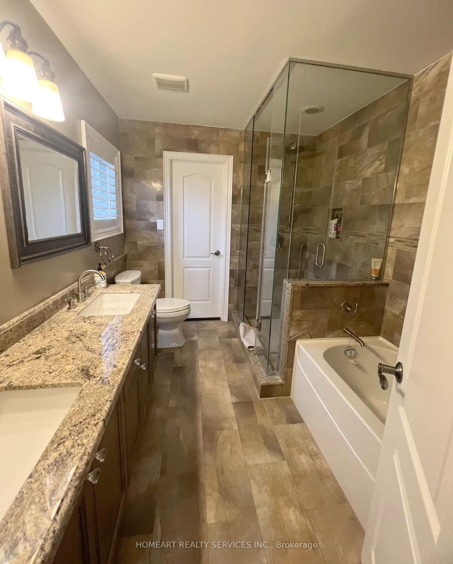 186 Flamingo Road photo 29