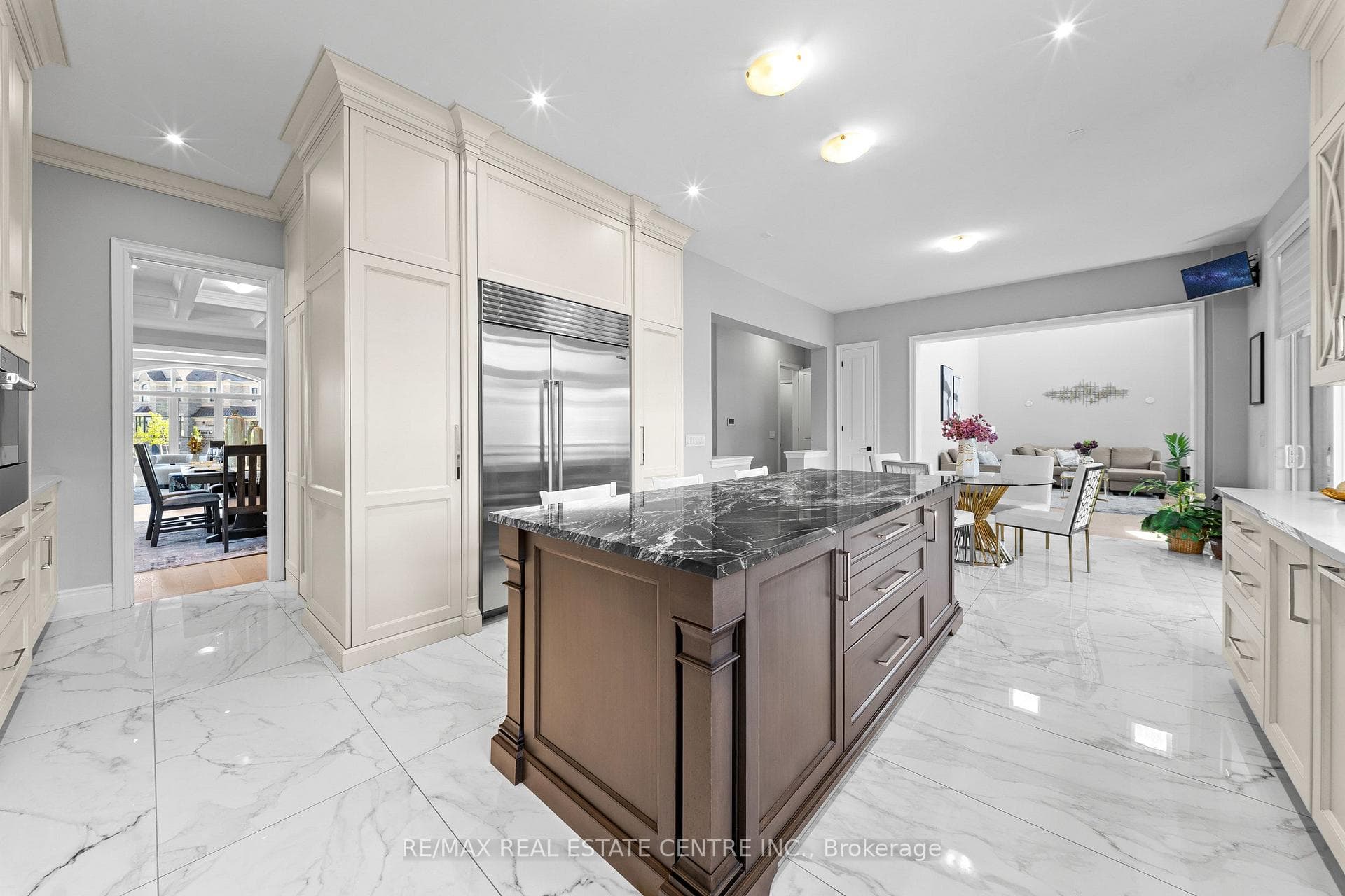 70 Appleyard Avenue photo 19