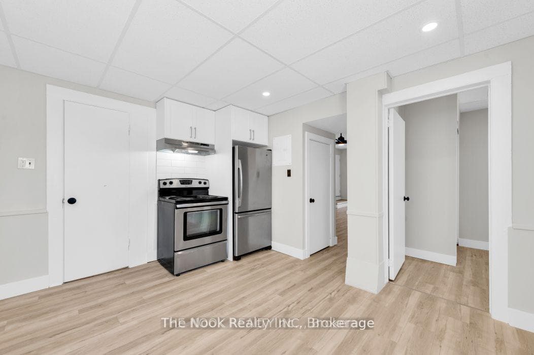243 Bridge Street photo 7