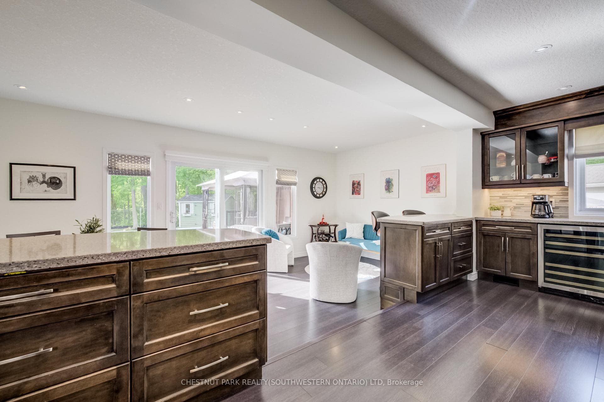 295 Oprington Place photo 10