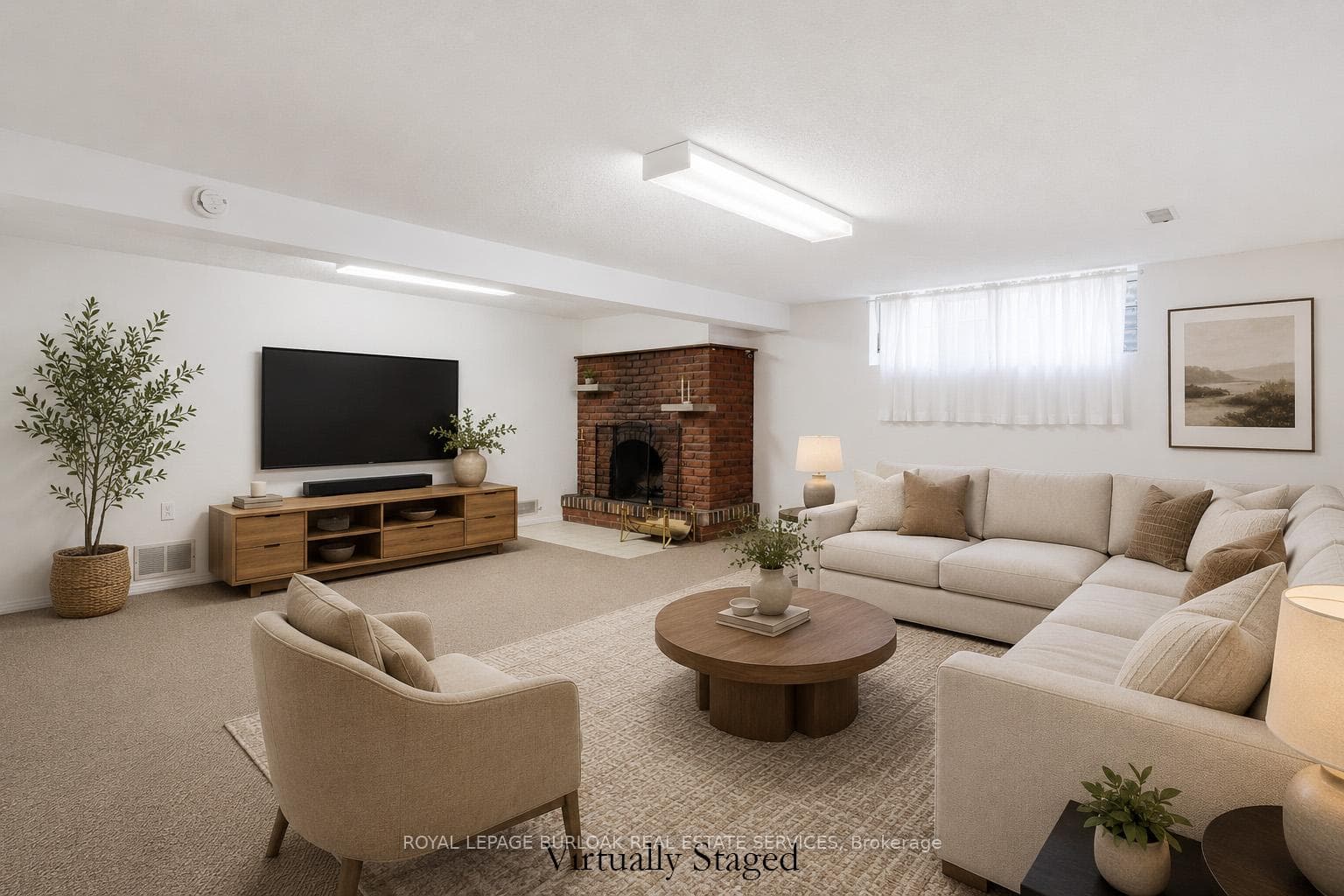 304 Oakwood Court photo 36