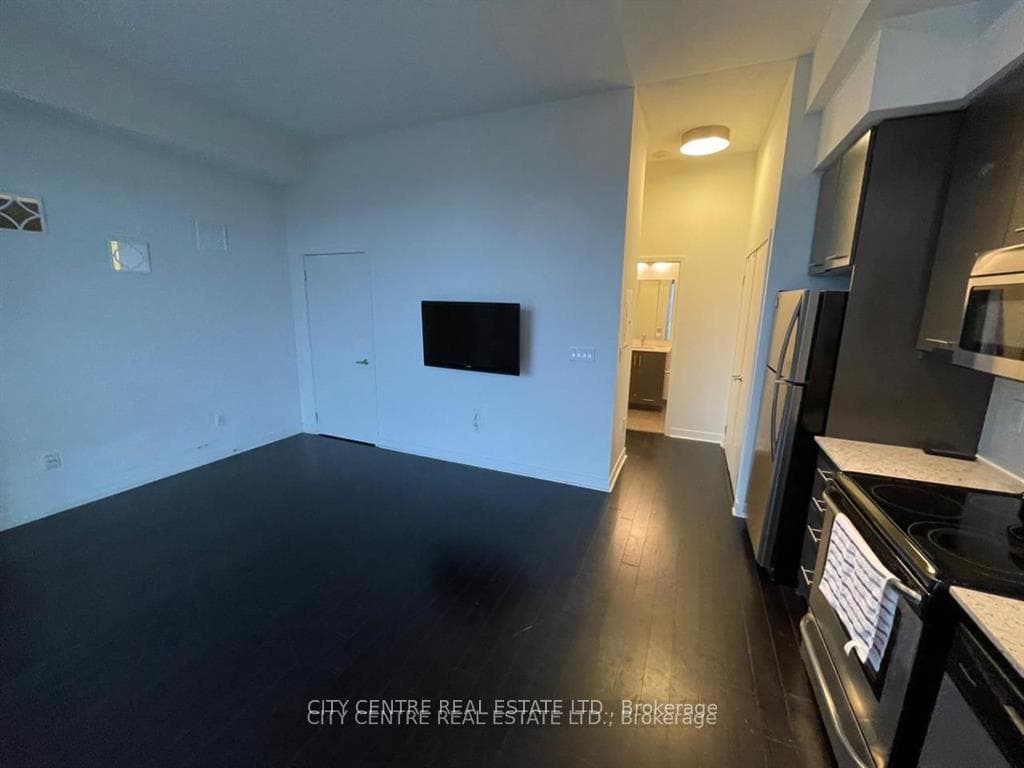365 Prince Of Wales Drive Unit 601 photo 16