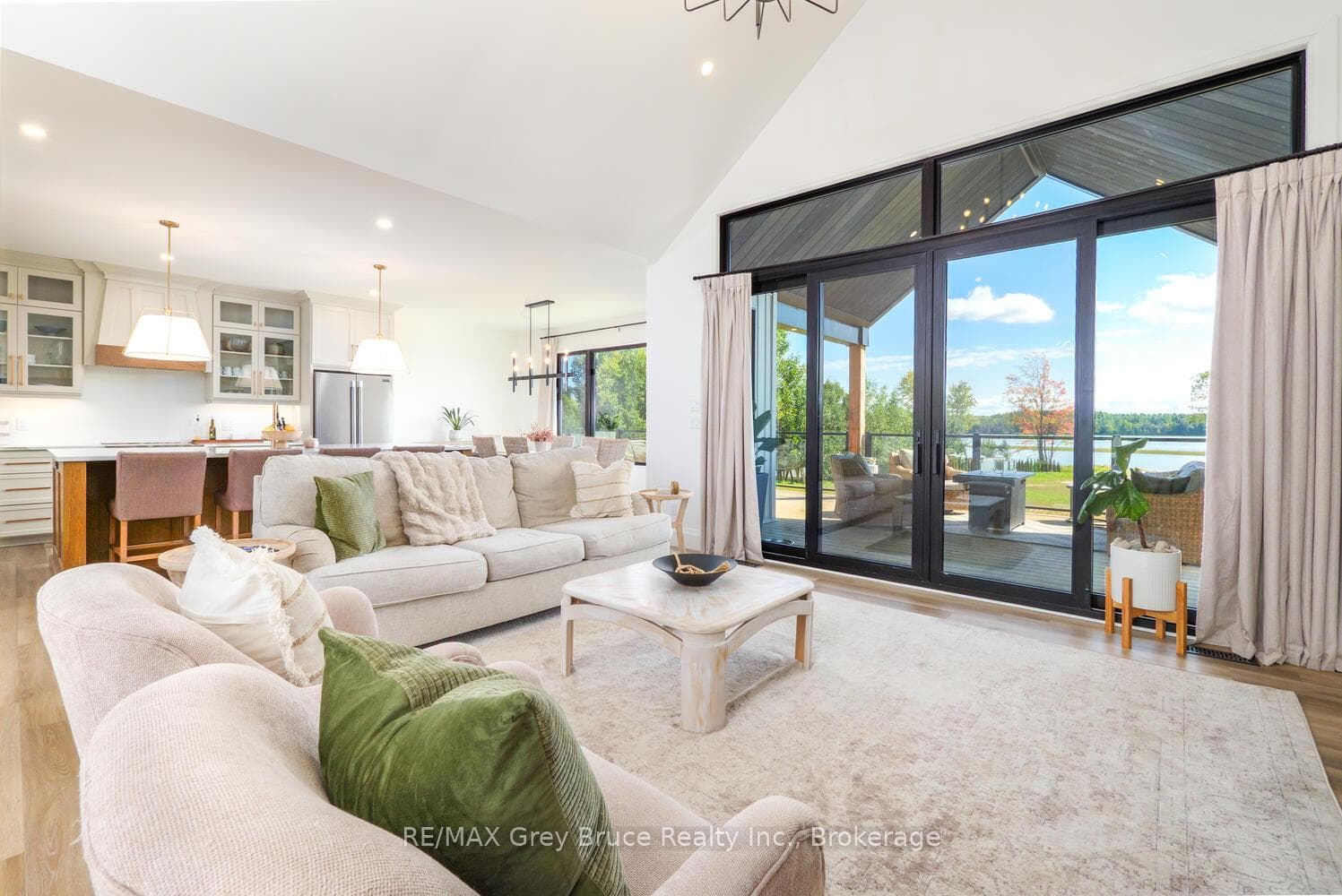 117 Almur Drive photo 8