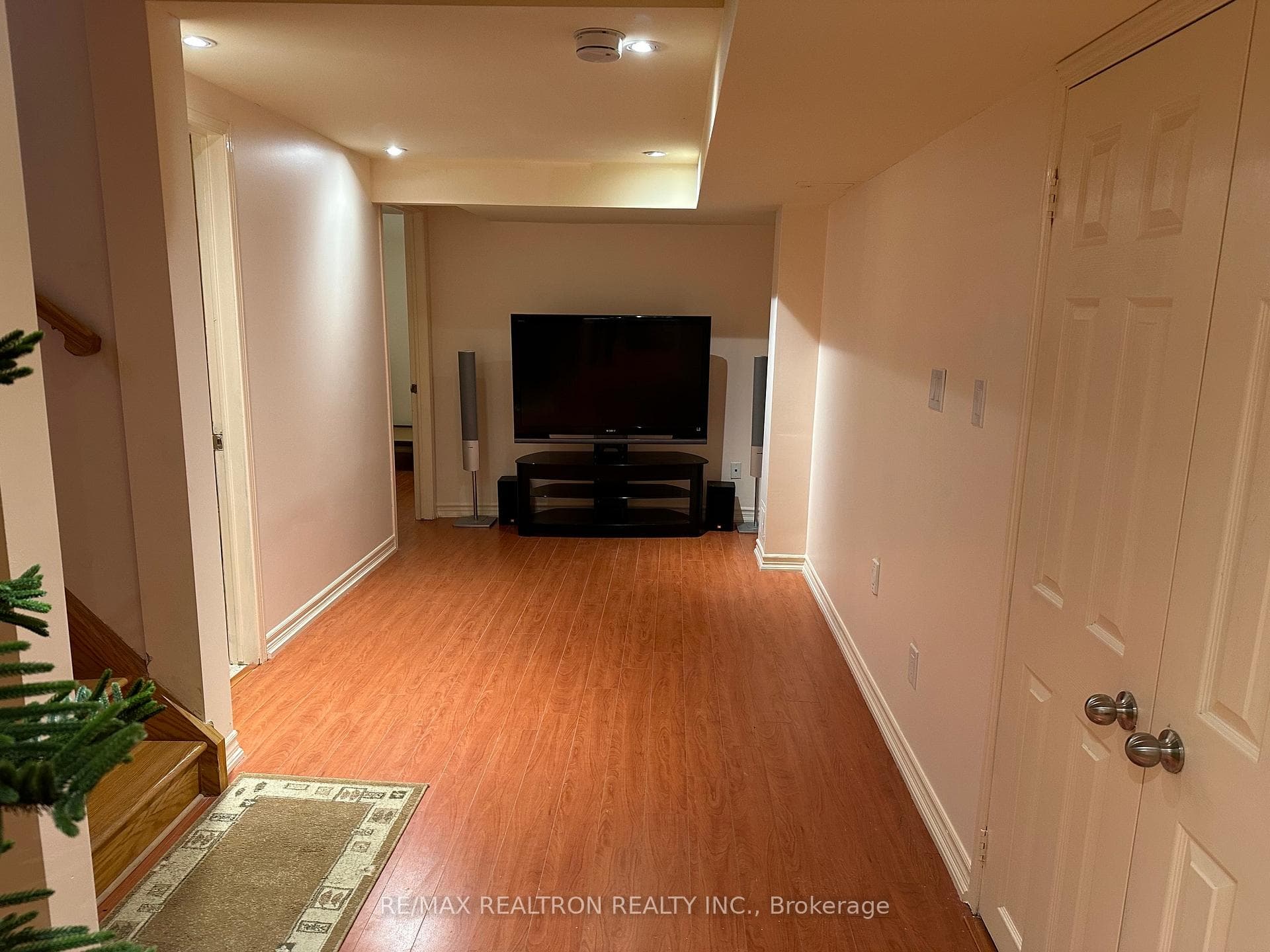94 Knowles Drive Unit BSMT photo 6
