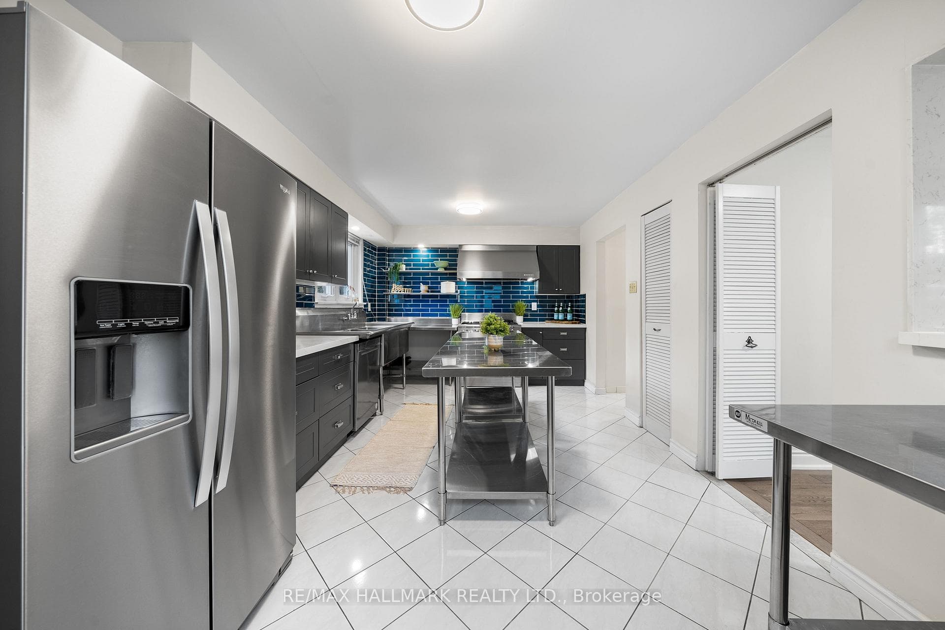 34 Invergordon Avenue photo 11