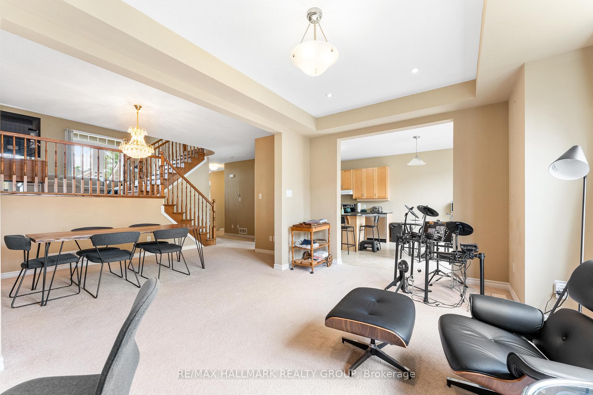 224 Tempest Drive photo 10
