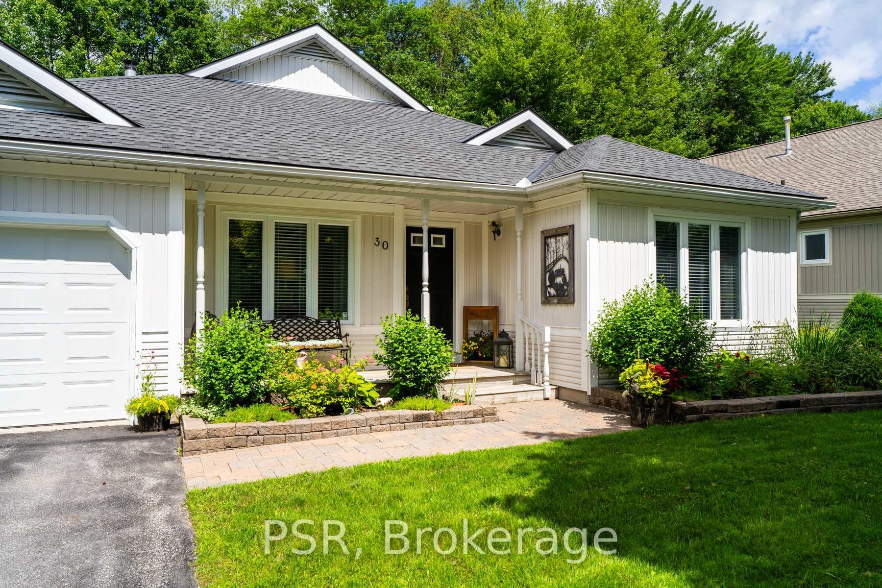 30 Hedgewood Lane photo 9