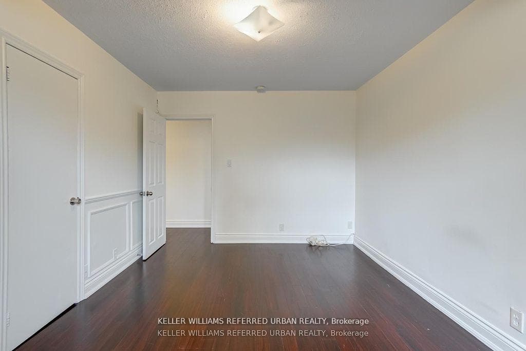 91 Bishop Avenue photo 25