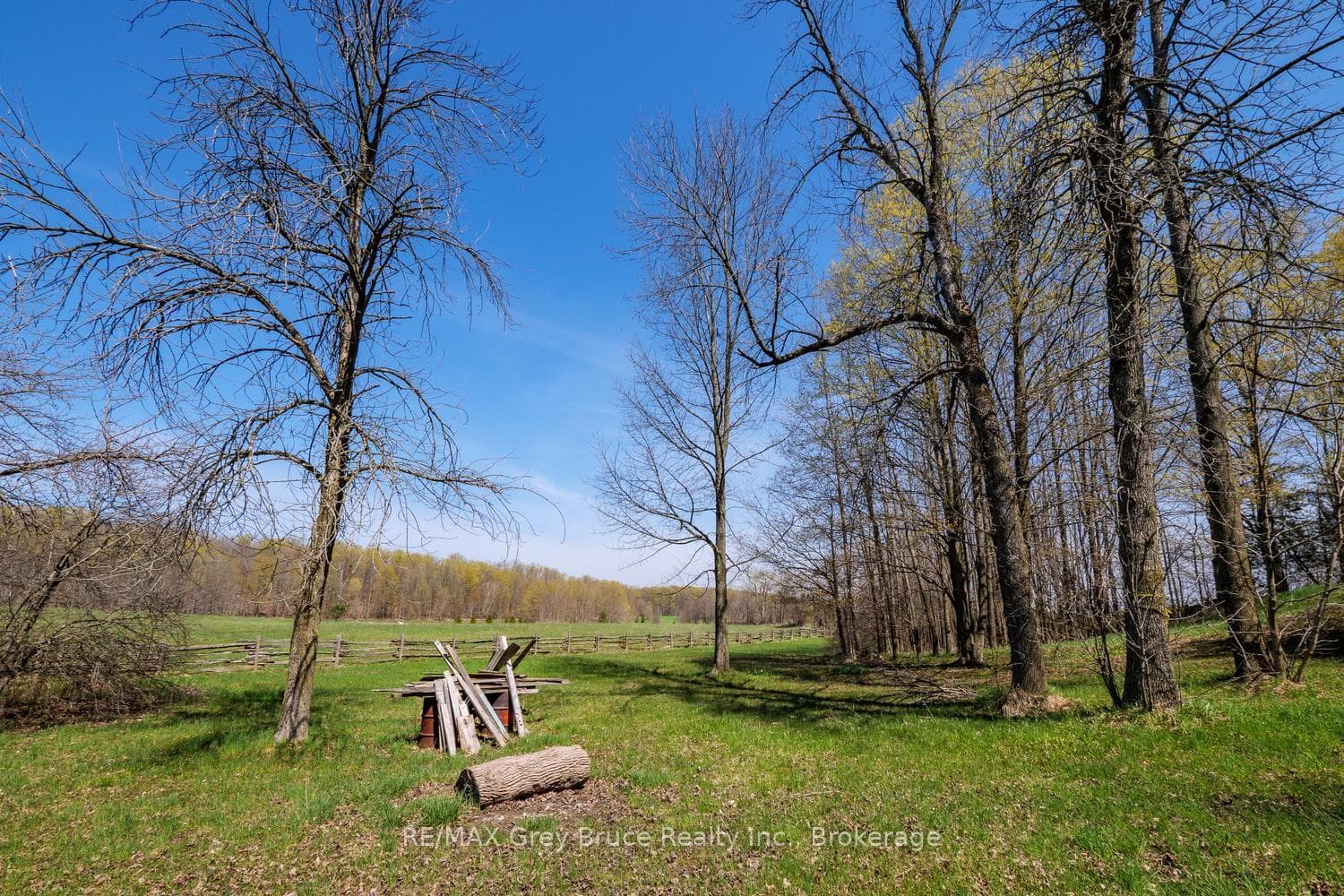 130 Crooked Hill Road photo 43