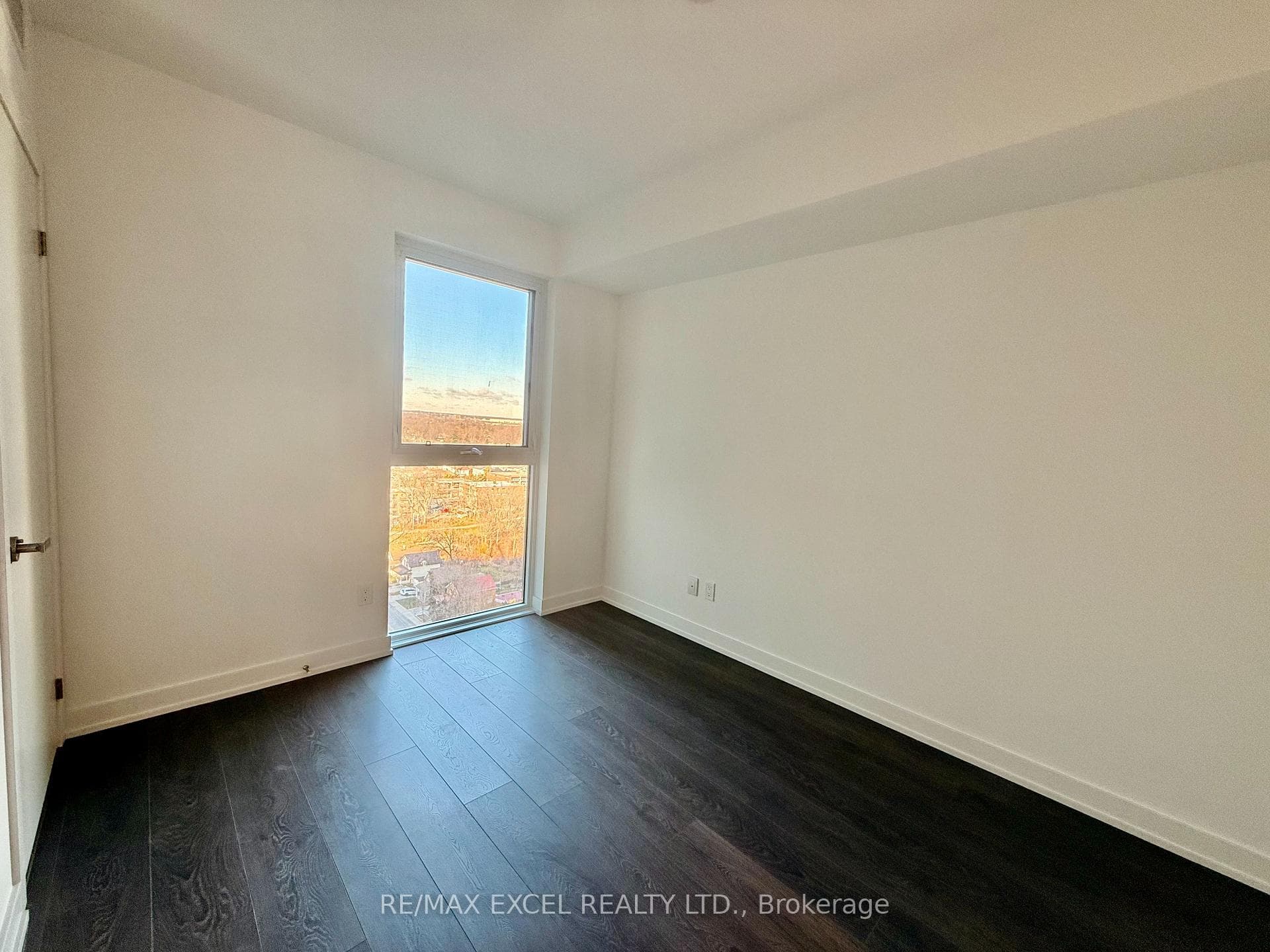 370 Martha Street Unit 1411 photo 19
