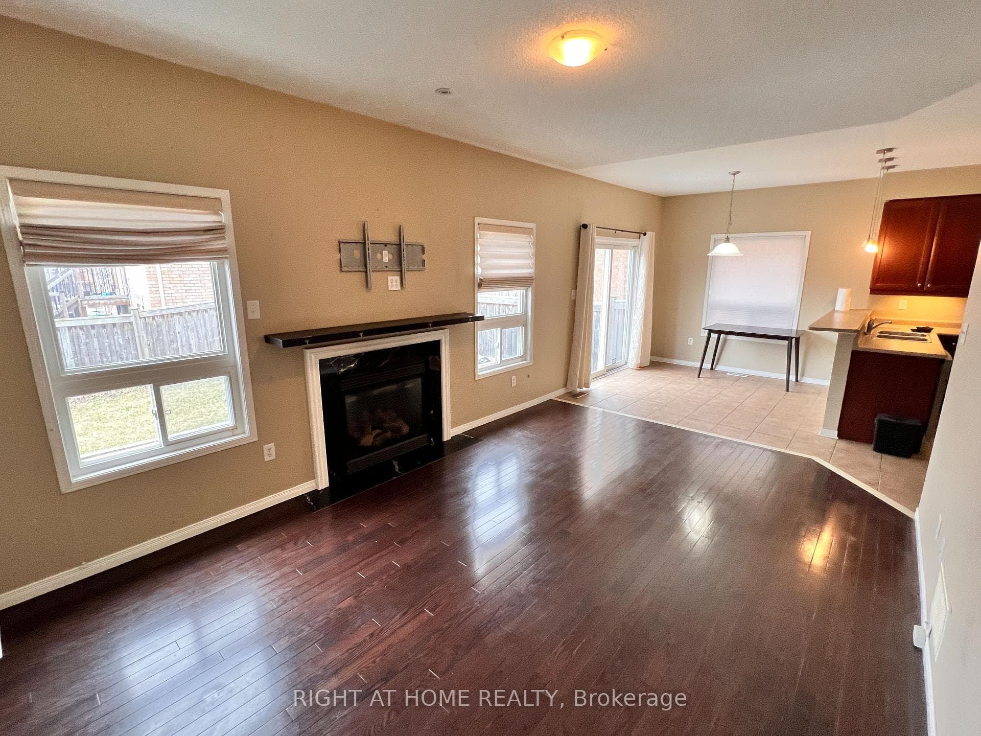 1446 Cordick Street Unit Upper photo 12