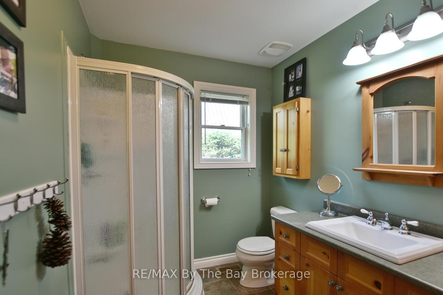 Main Bathroom