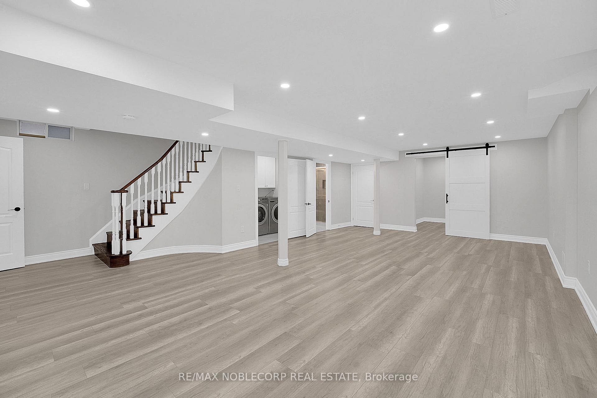 92 Water Garden Lane photo 28