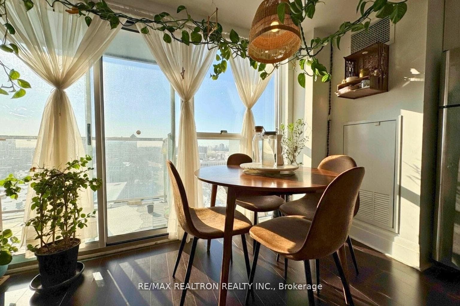 275 Yorkland Road Unit 1009 photo 8