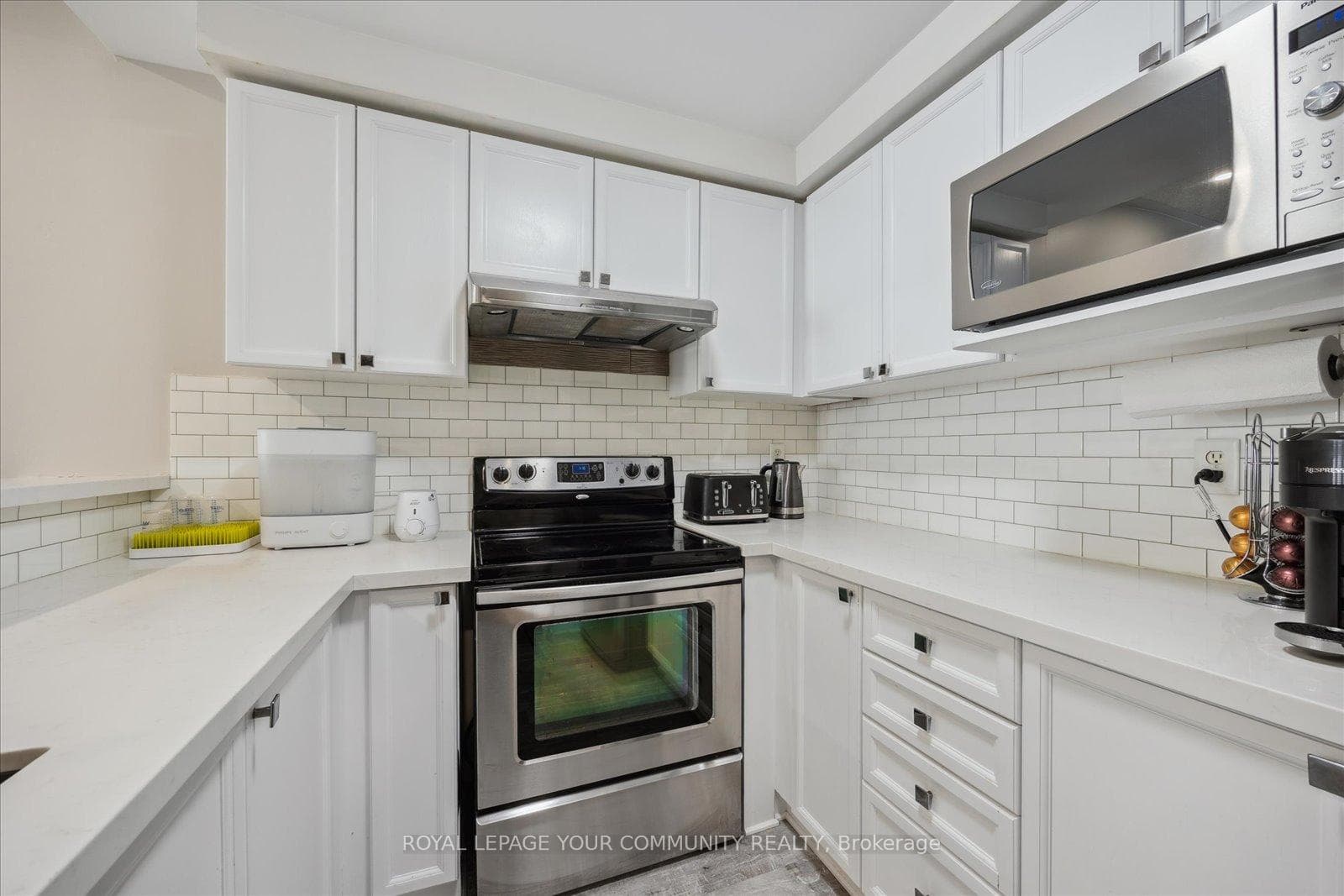 760 Lawrence Avenue Unit 146 photo 12