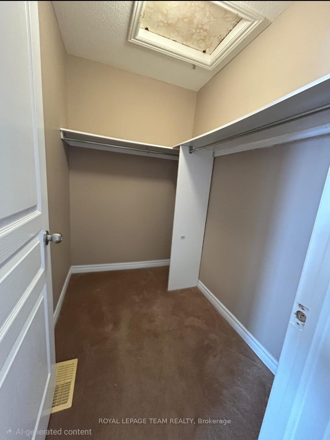 Walk in Closet