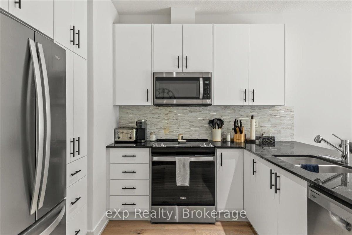 319 Telford Trail photo 4