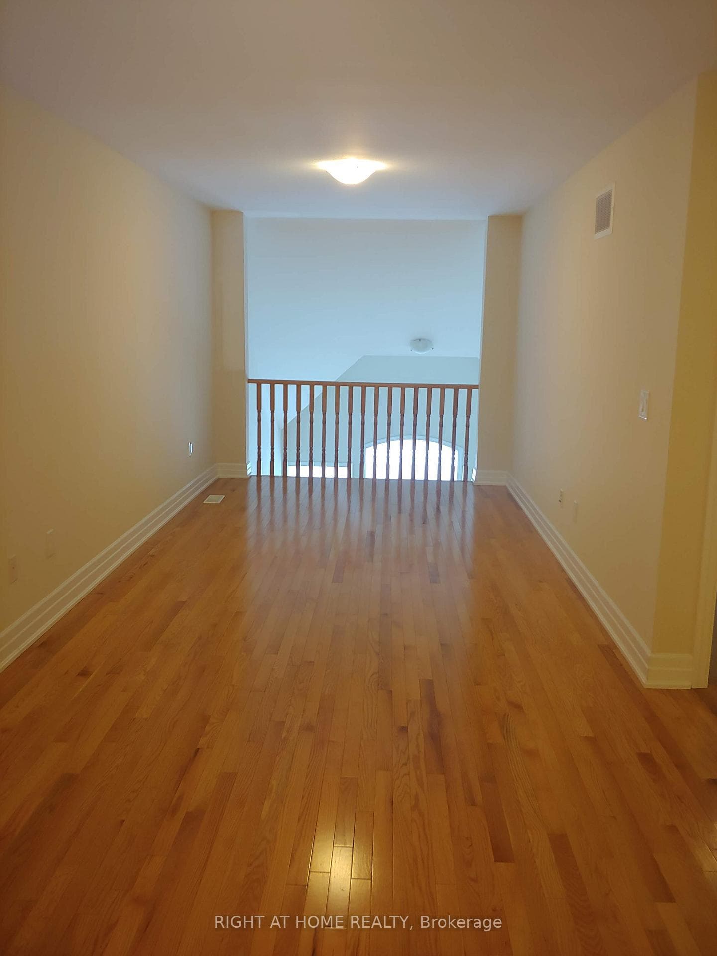 93 Alex Campbell Crescent photo 25