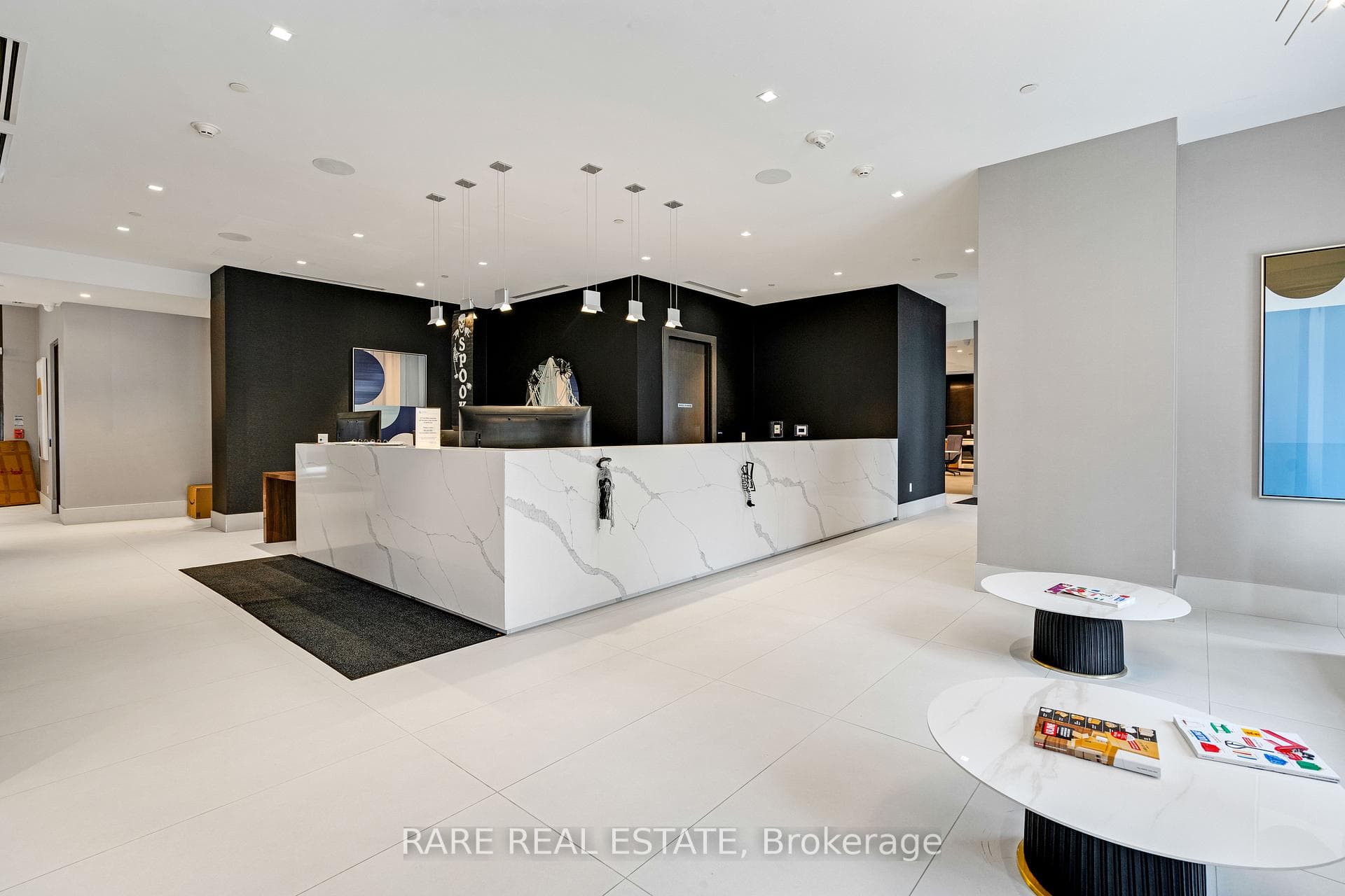 2550 Simcoe Street Unit PH15 photo 18