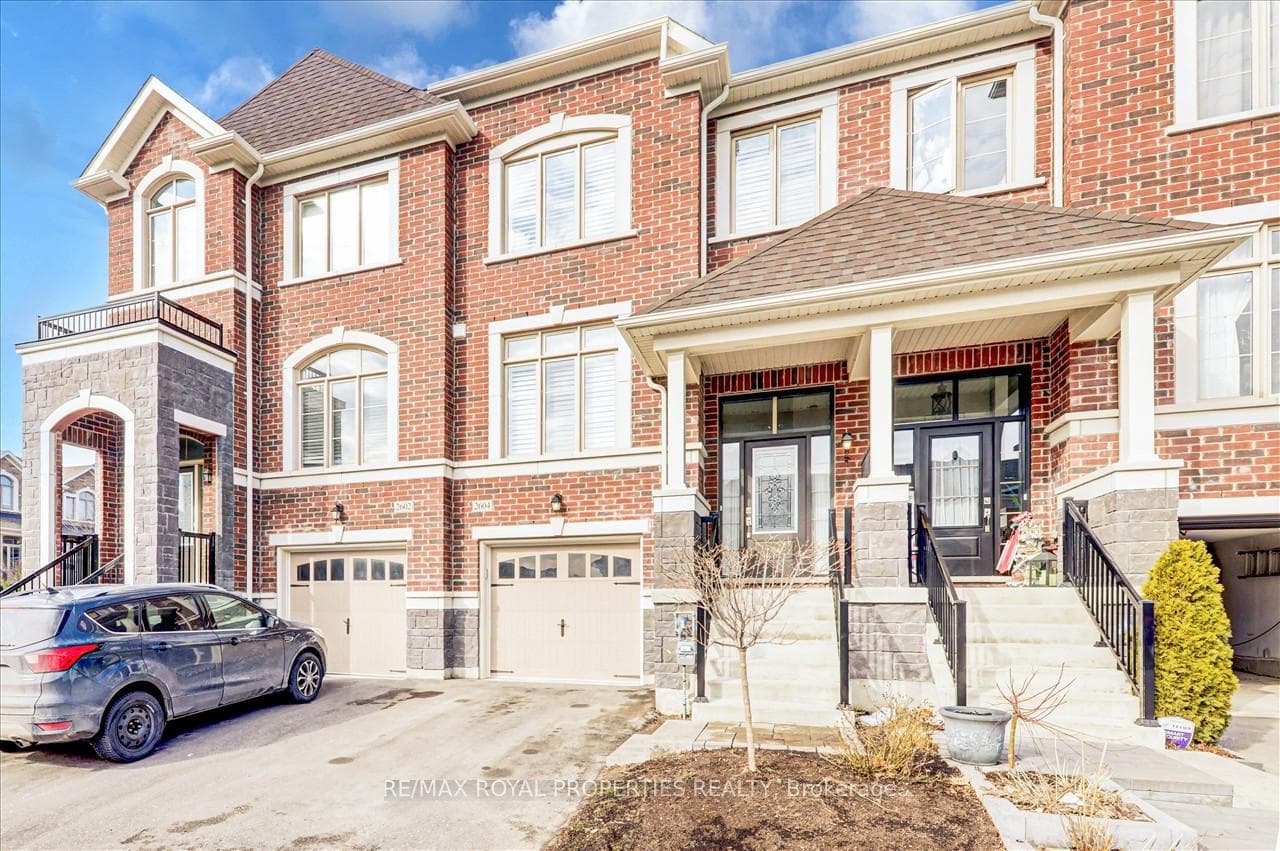 2604 Cerise Manor photo 2