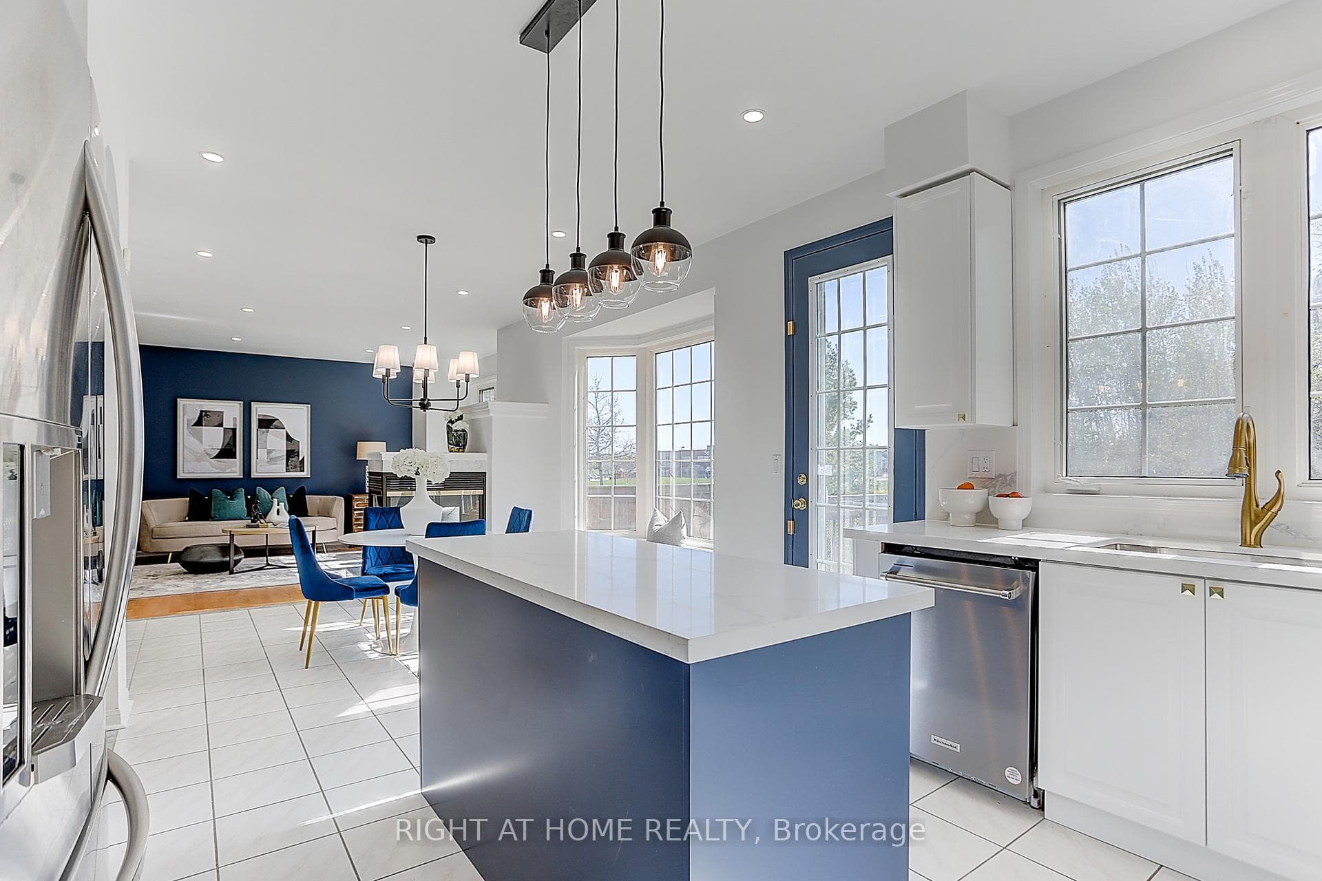 47 WILTSHIRE Drive photo 24