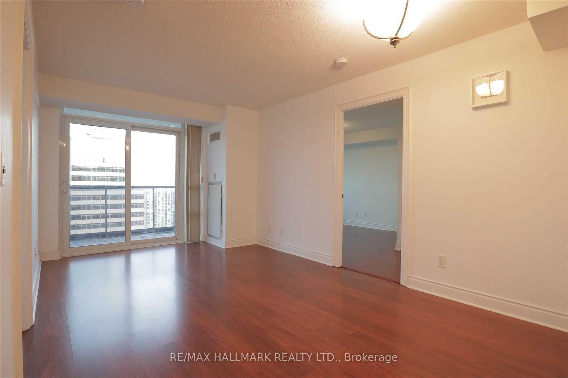15 Greenview Avenue Unit 2814 photo 5