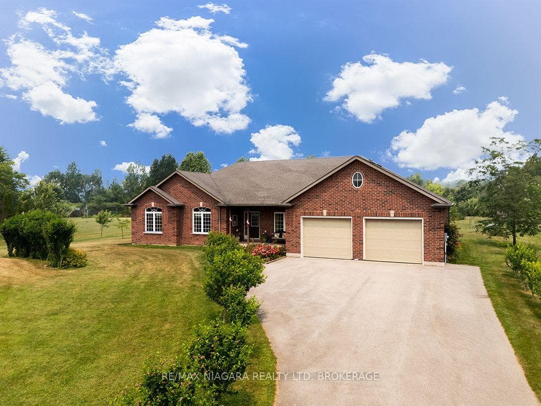 11004 Lakeshore Road photo 1