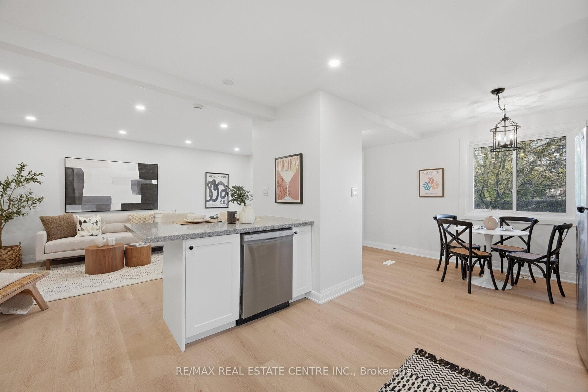 30 Highman Avenue photo 14