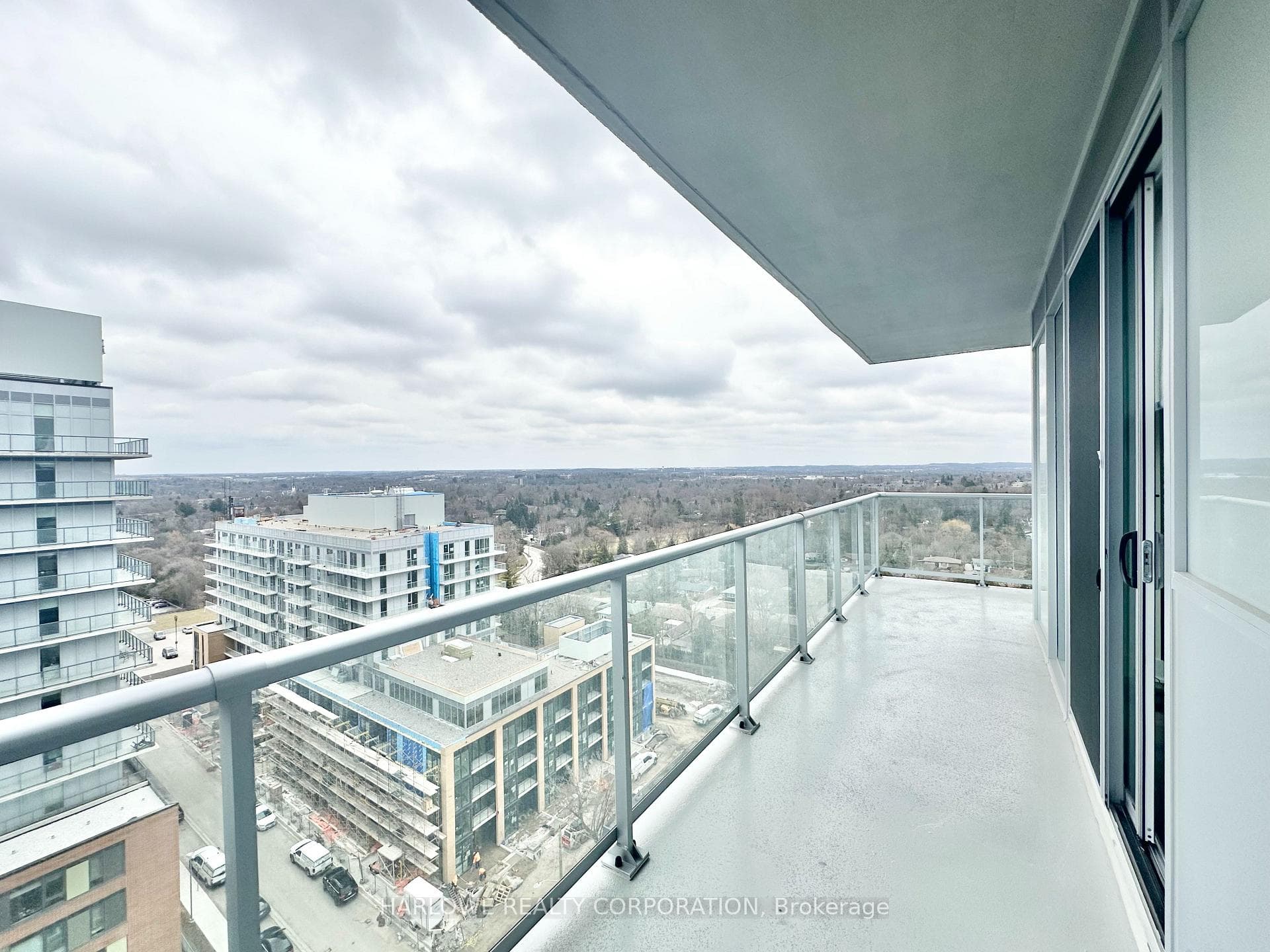 185 Deerfield Road Unit 1303 photo 17
