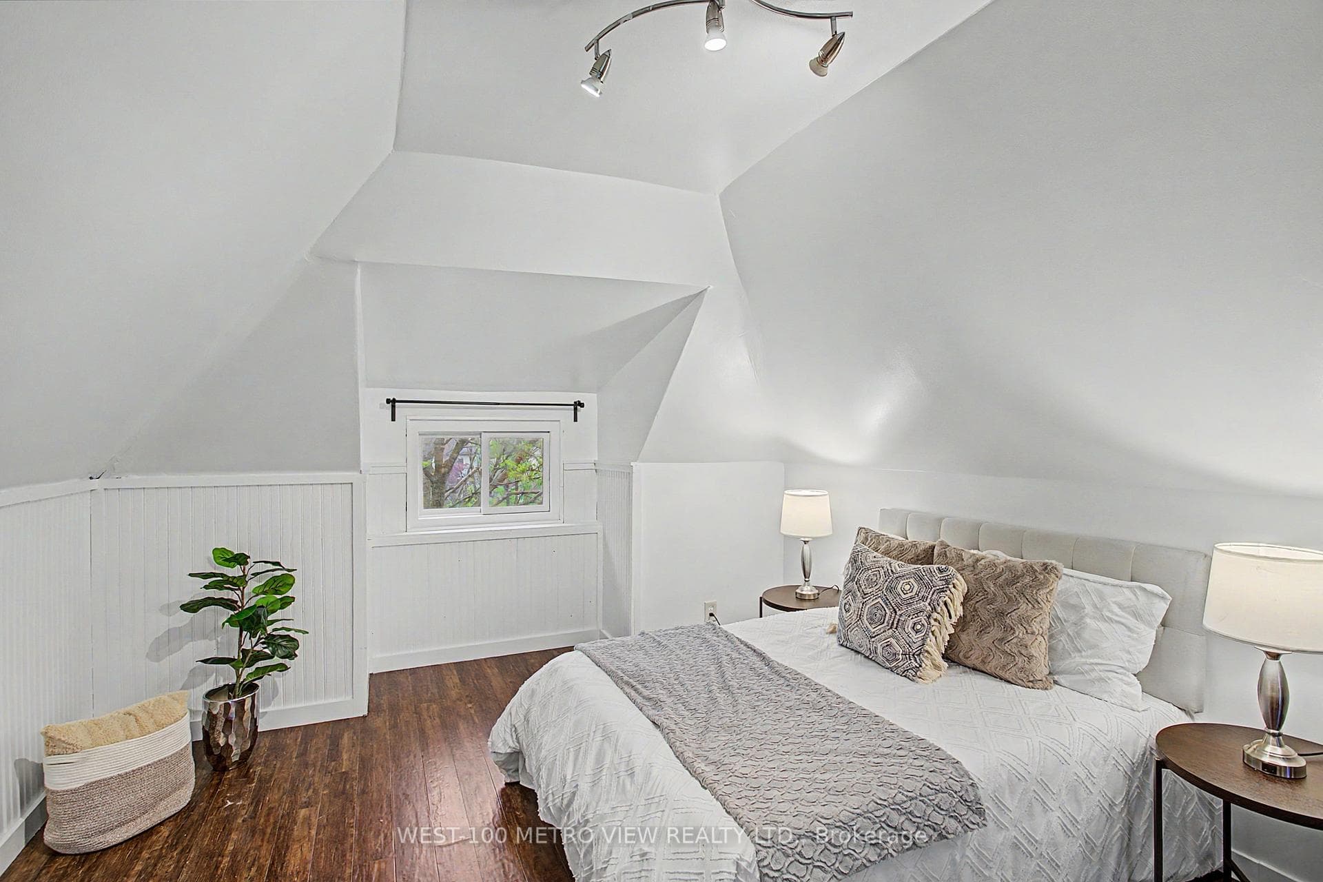 21 Springer Avenue photo 27