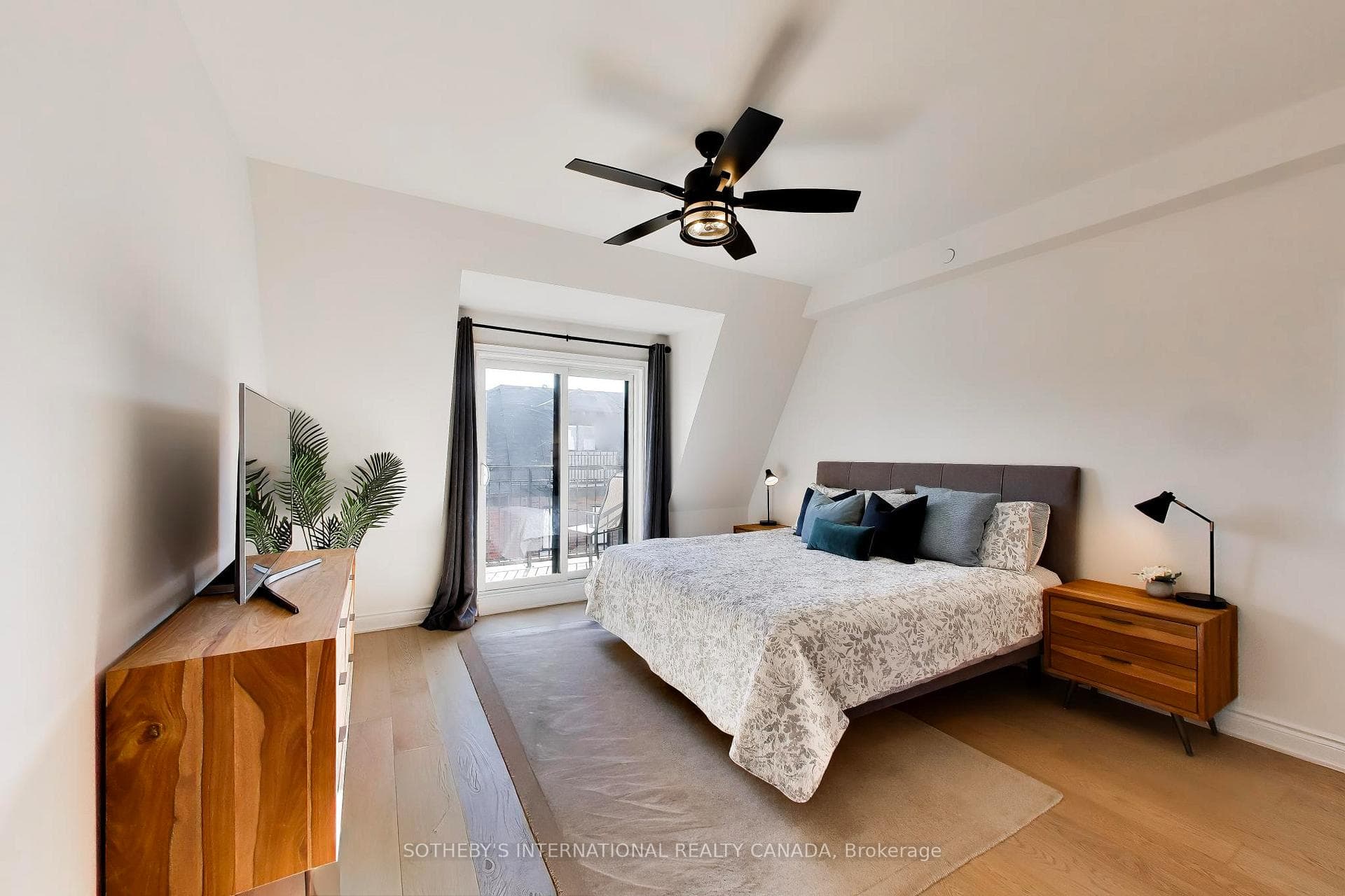 80 Daisy Avenue Unit 30 photo 14