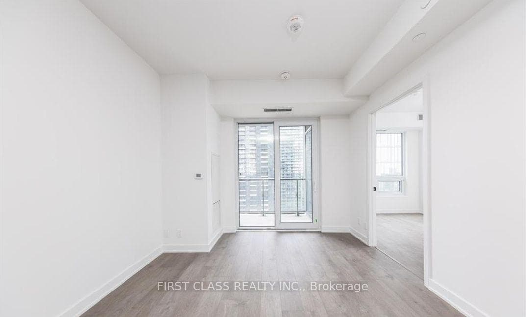 108 Peter Street Unit 3005 photo 3