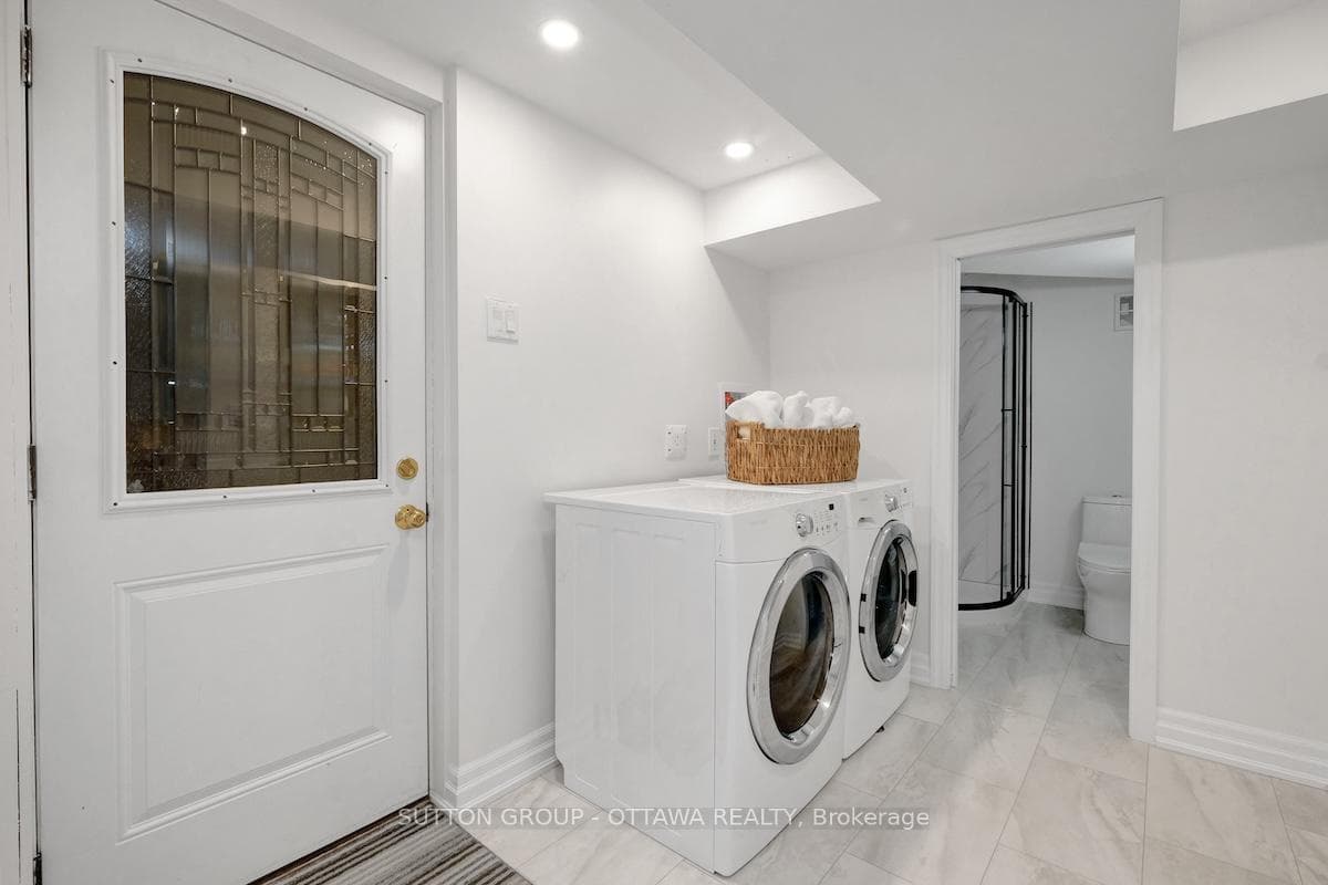 680 Weston Drive photo 35