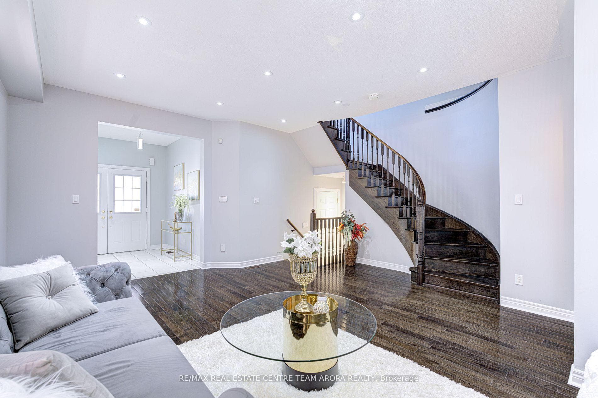 361 Cedric Terrace photo 8