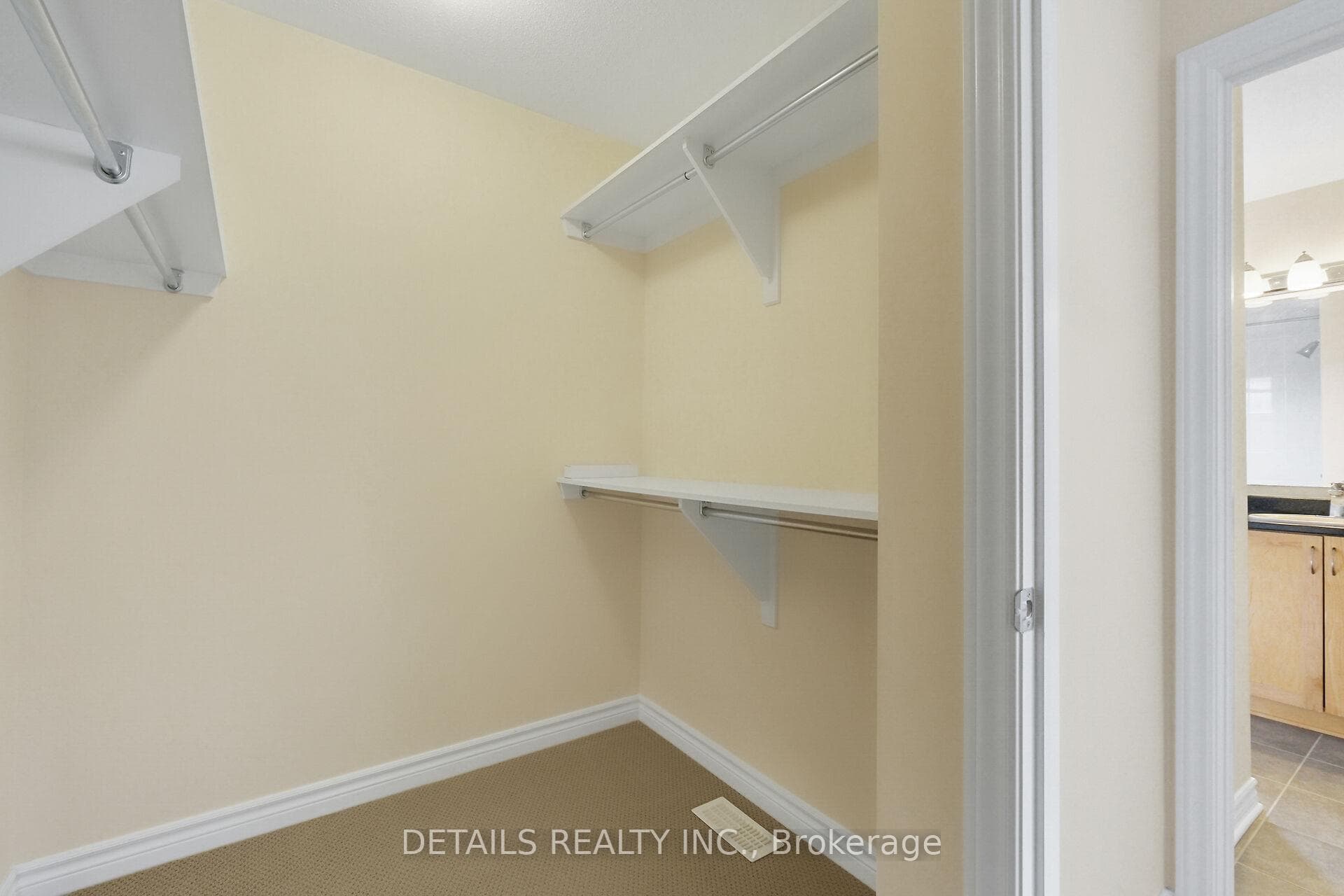 404 Abbeydale Circle photo 21