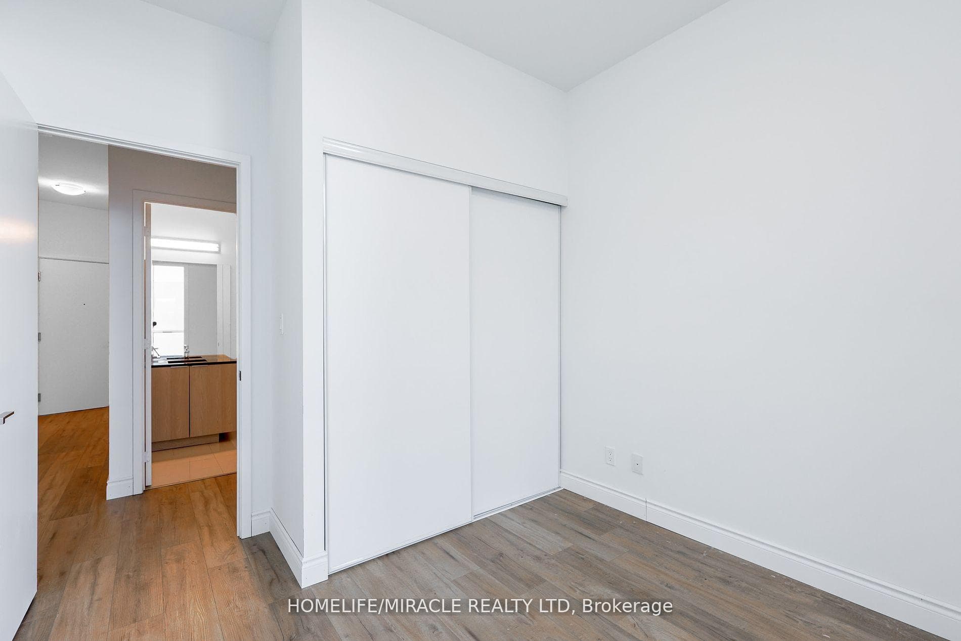 50 Ordnance Street Unit 325 photo 17