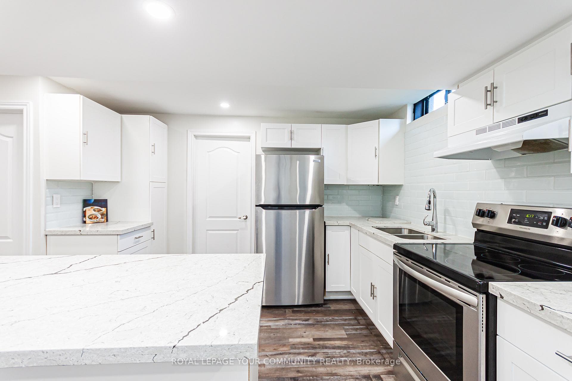 33 Durness Avenue Unit Bsmt photo 9