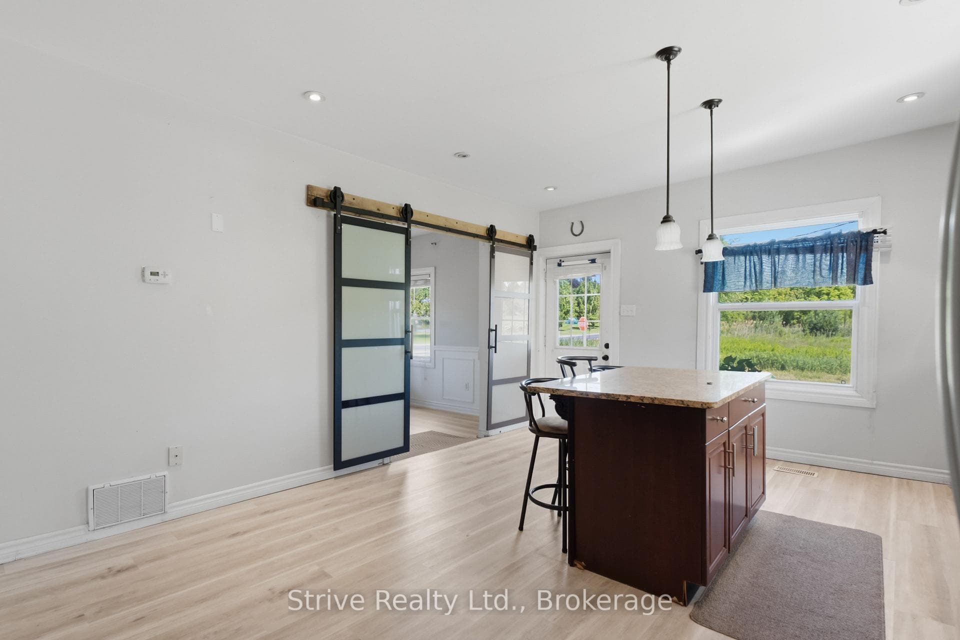 116 Concession Street photo 10