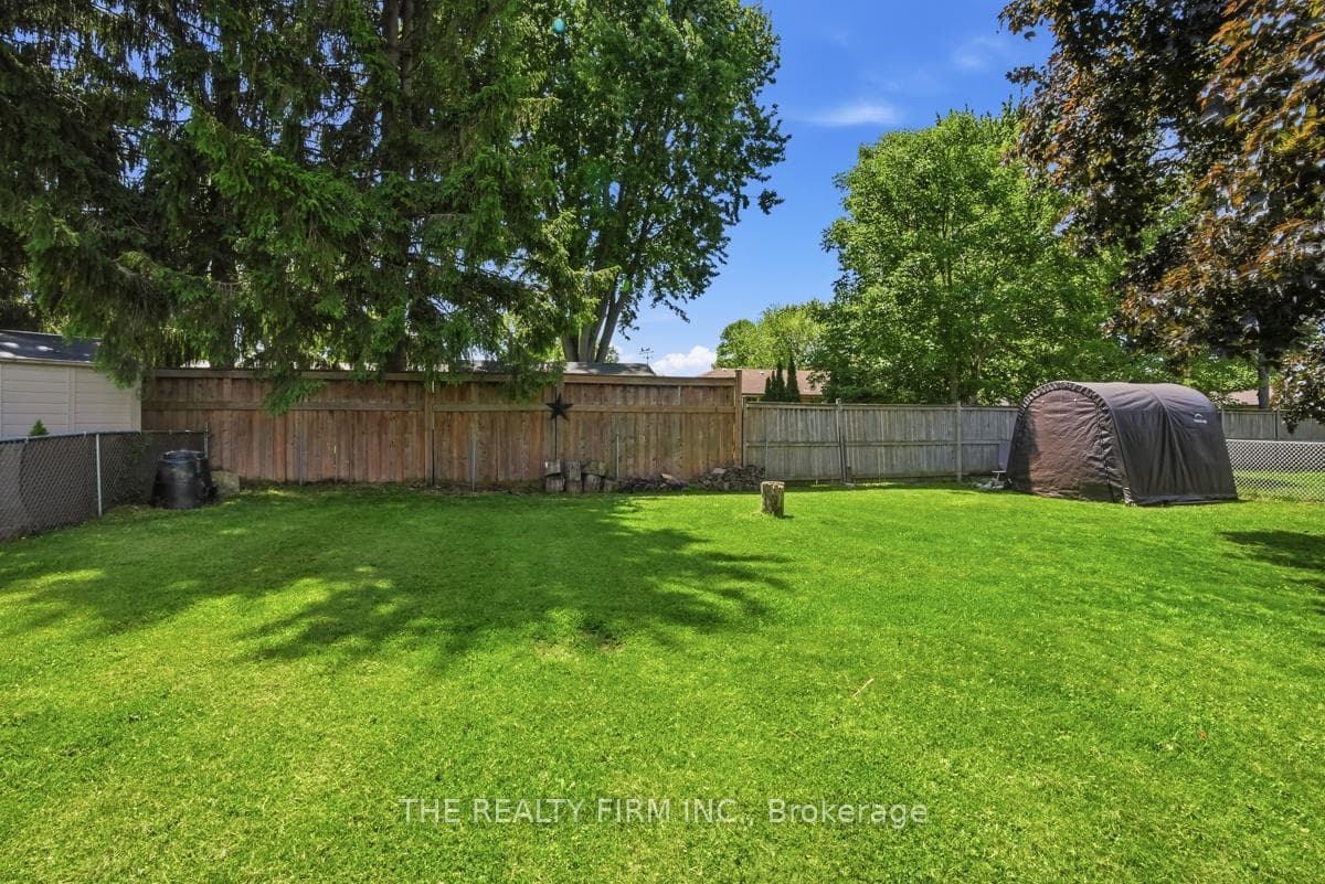 187 Byron Street photo 44