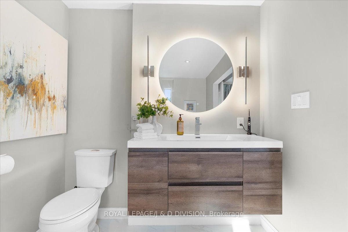 672 Shaw Street photo 19