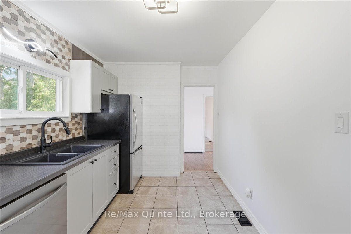 86 Princess Street photo 10