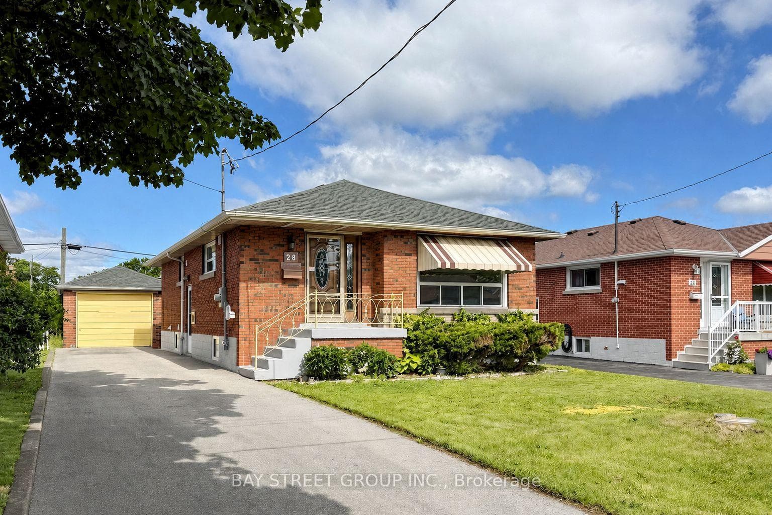 28 Warren Avenue photo 1