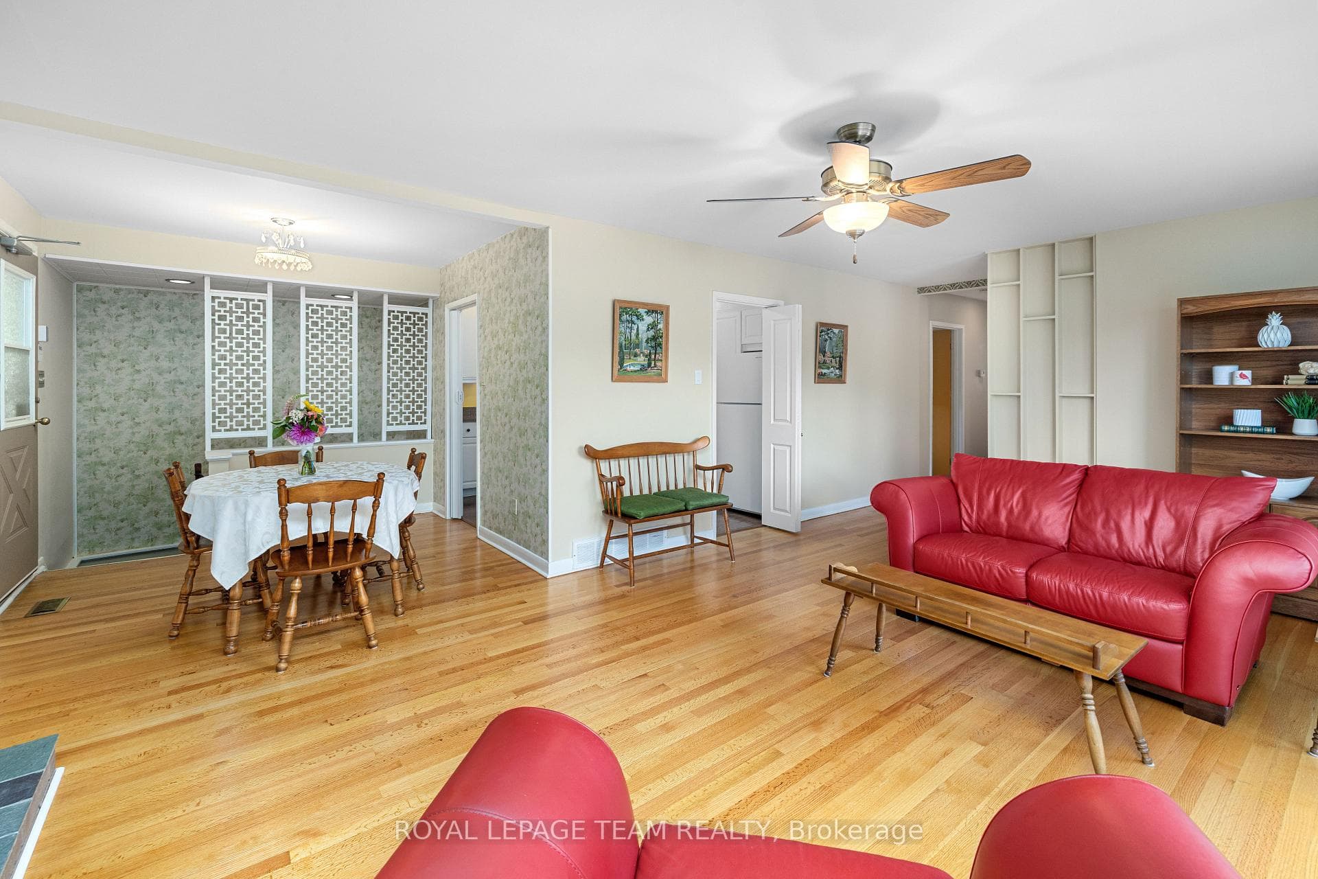 30 Ellery Crescent photo 11